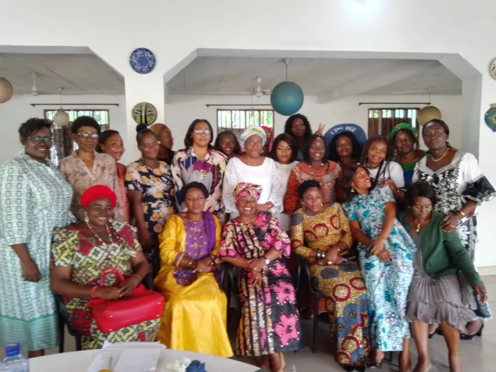 Un Groupe Des Femmes Ne Kongo Pour La Promotion De La Culture Et Des Valeurs De La Femme Ne