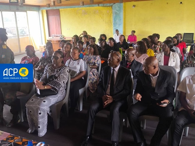 Kinshasa : « une femme qui ne lit pas ne pourra vraiment pas se ...